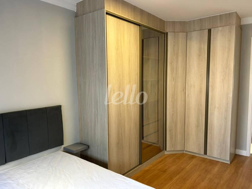 DORMITÓRIO de Apartamento à venda, Padrão com 62 m², 2 quartos e 2 vagas em Brás - São Paulo