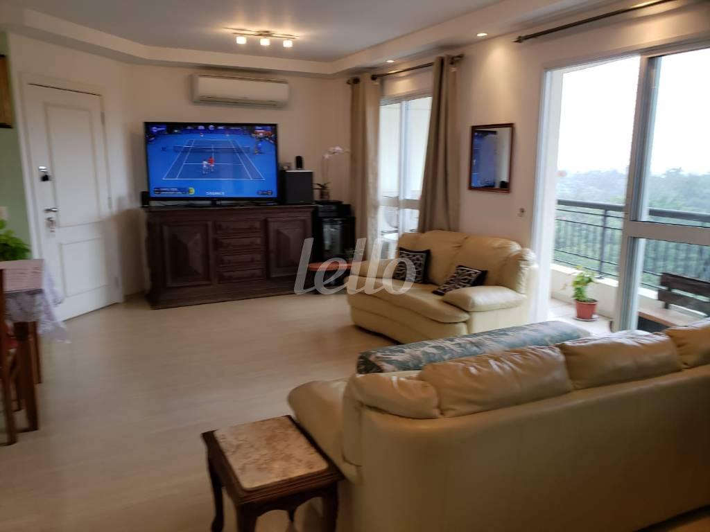 SALA de Apartamento para alugar, Padrão com 125 m², 2 quartos e 3 vagas em Vila Cruzeiro - São Paulo