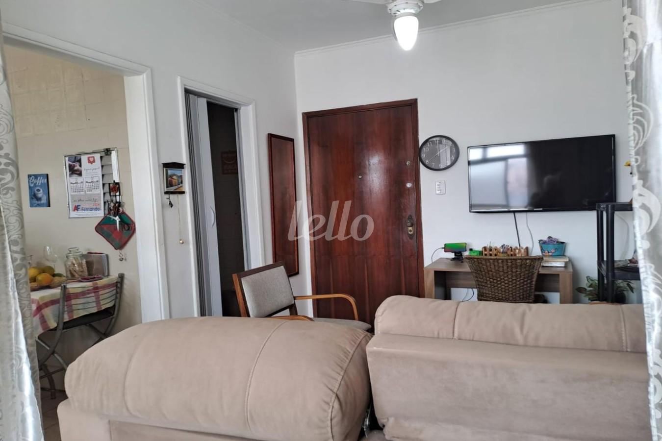 SALA de Apartamento à venda, Padrão com 34 m², 1 quarto e em Liberdade - São Paulo