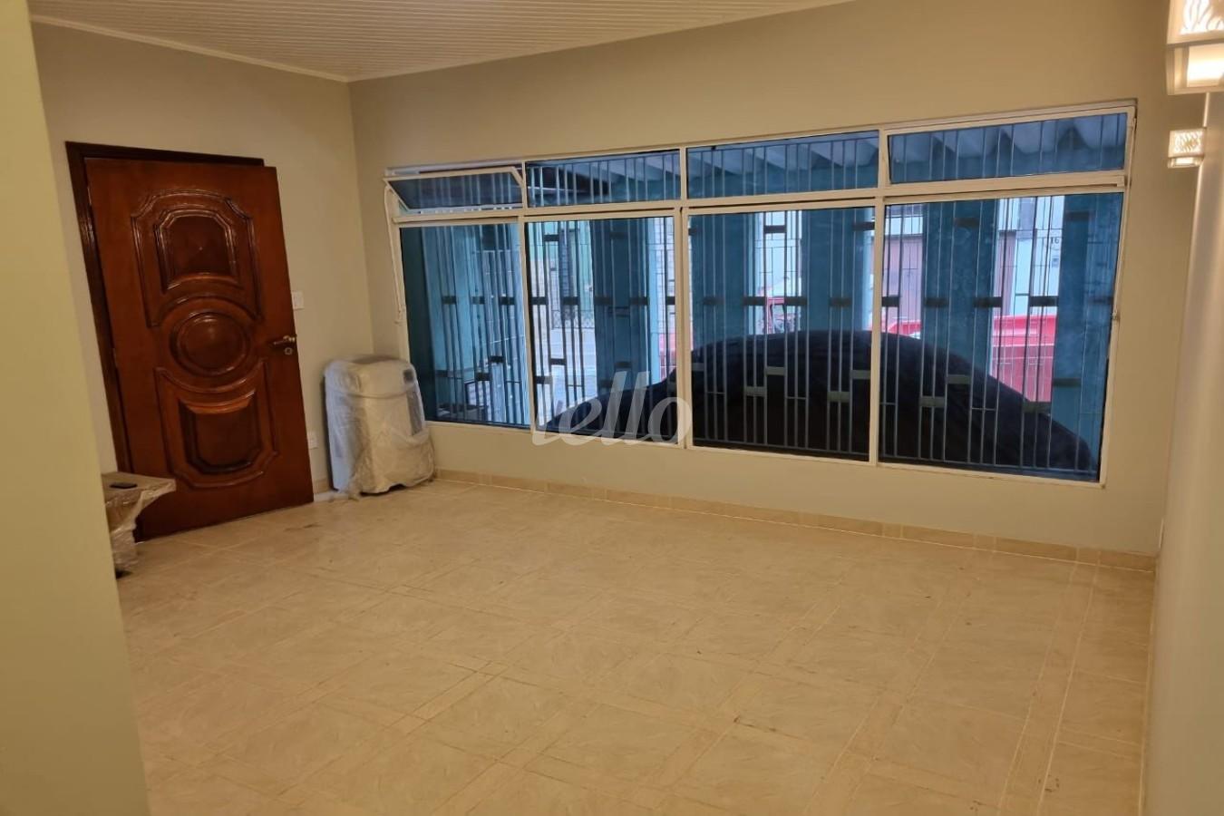 FOTOS (8) de Casa à venda, de vila - térrea com 140 m², 2 quartos e 3 vagas em Vila Aurora - São Paulo