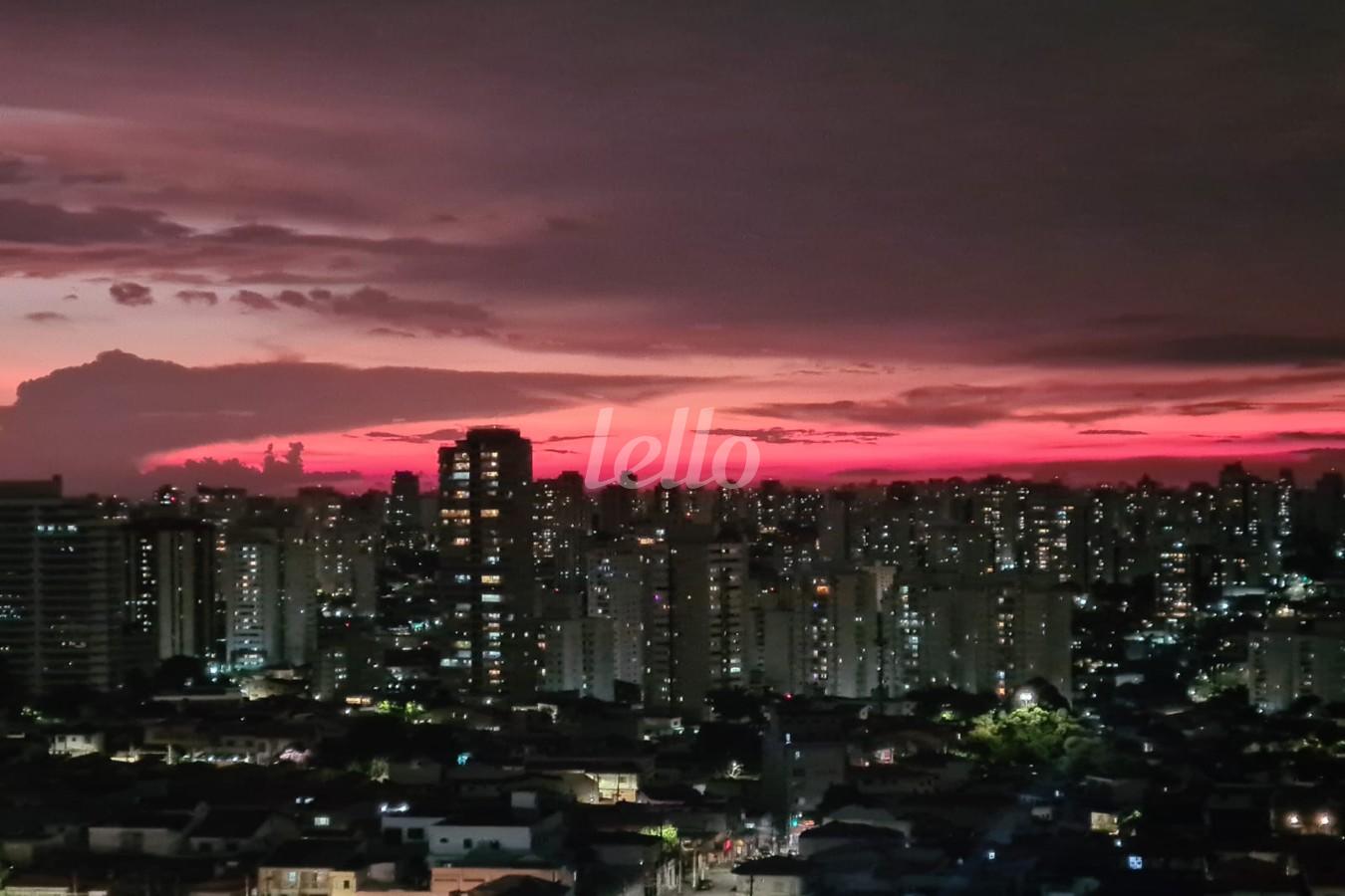 VISTA de Apartamento à venda, Padrão com 59 m², 2 quartos e 1 vaga em Vila Dom Pedro I - São Paulo