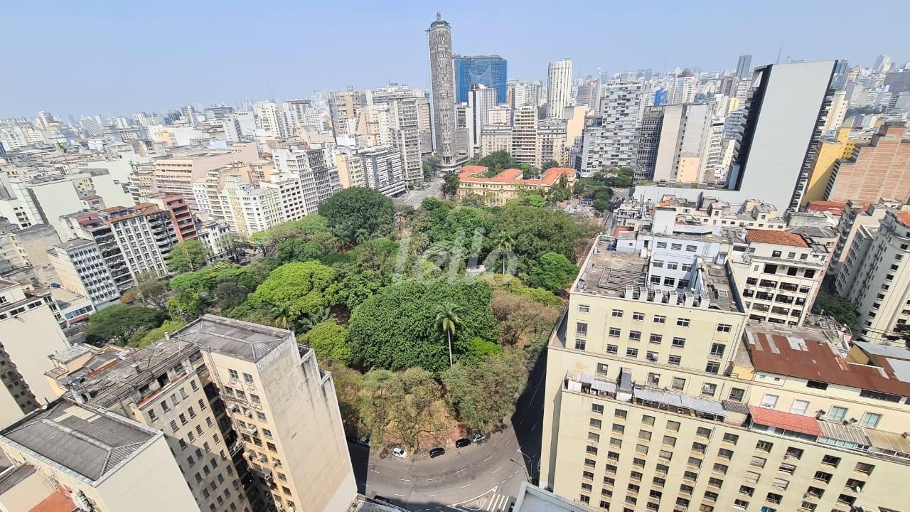 ANDAR de Sala / Conjunto para alugar, Padrão com 971 m², e em República - São Paulo