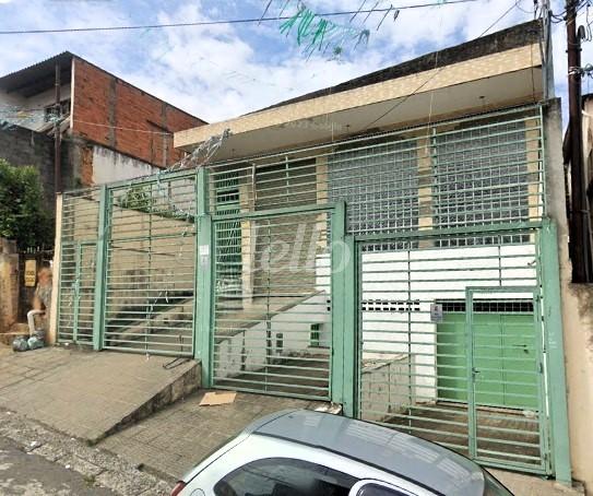 FOTOS (1) de Salão à venda, Padrão com 350 m², e 1 vaga em Parque Peruche - São Paulo