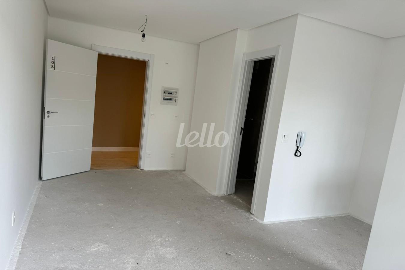 SALA de Apartamento à venda, Padrão com 24 m², 1 quarto e em Ipiranga - São Paulo