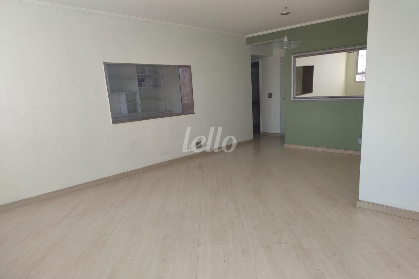 SALA de Apartamento à venda, Padrão com 110 m², 3 quartos e 1 vaga em Vila Prudente - São Paulo