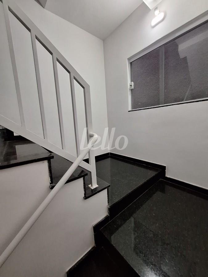 ESCADA de Apartamento à venda, Padrão com 30 m², 1 quarto e em Vila Marieta - São Paulo