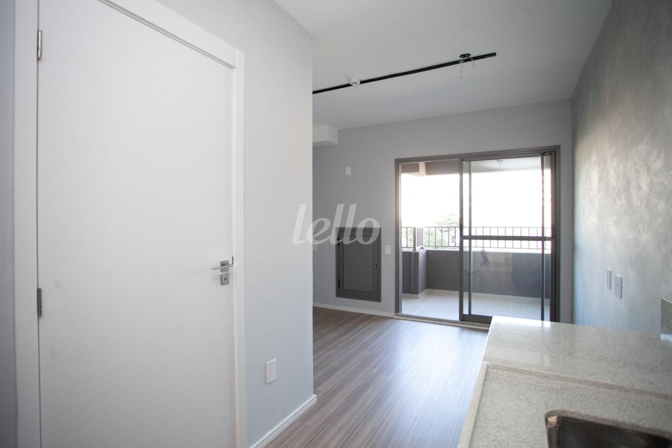 02STUDIO_001 de Apartamento à venda, Padrão com 27 m², 1 quarto e em Chácara Seis de Outubro - São Paulo