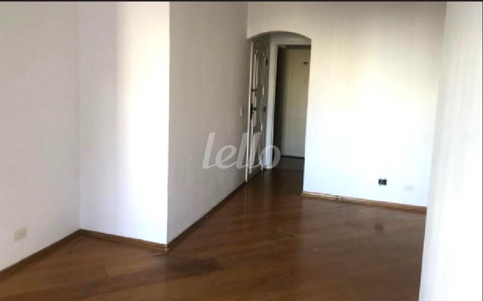 SALA de Apartamento à venda, Padrão com 105 m², 3 quartos e 2 vagas em Indianópolis - São Paulo