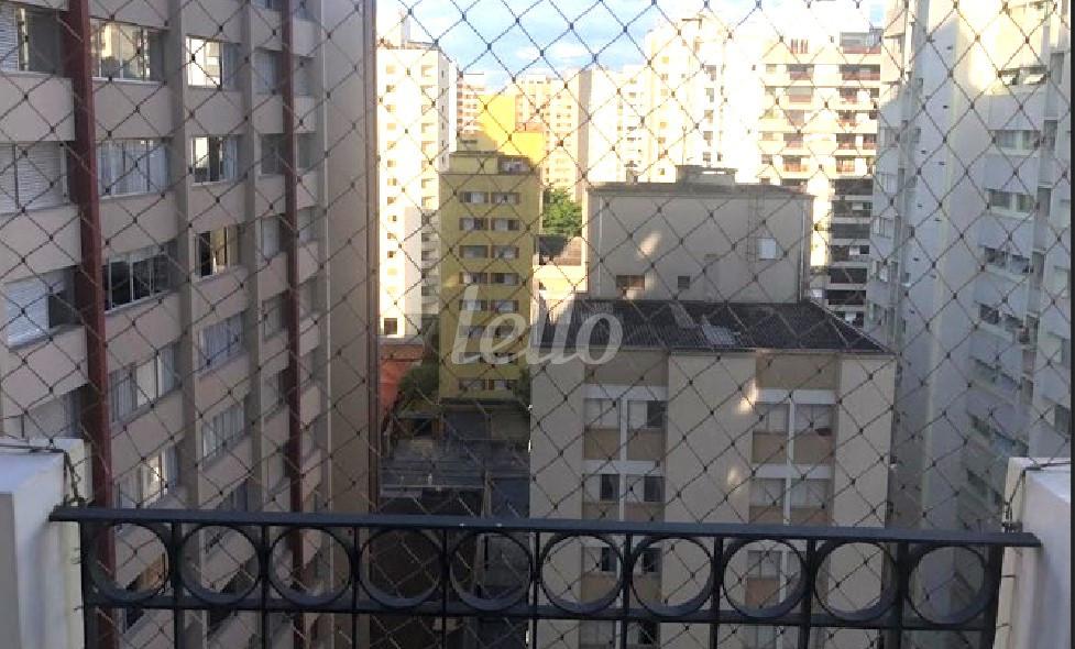 VARANDA de Apartamento à venda, Padrão com 105 m², 3 quartos e 2 vagas em Indianópolis - São Paulo