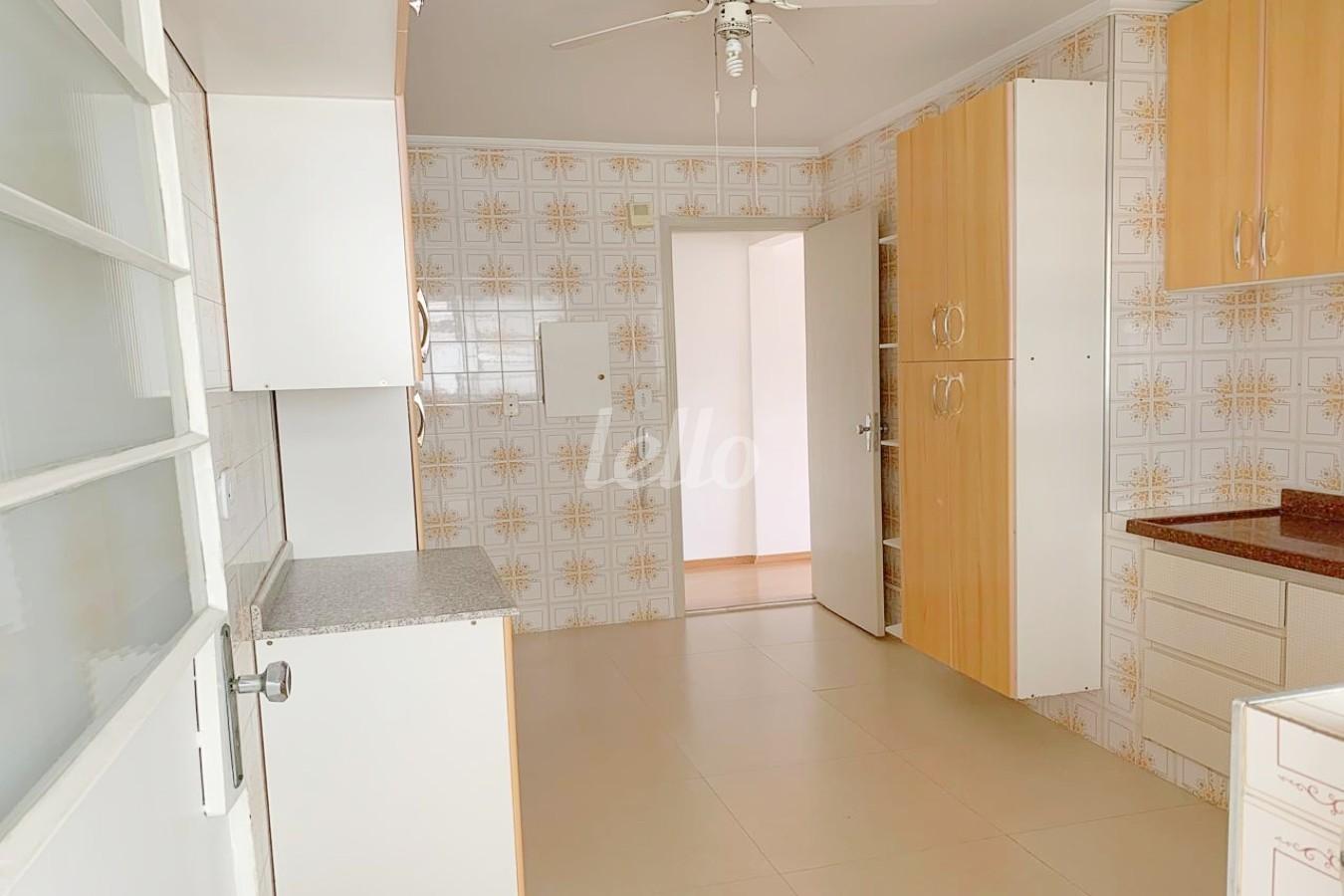 COZINHA de Apartamento à venda, Padrão com 72 m², 2 quartos e 1 vaga em Vila da Saúde - São Paulo