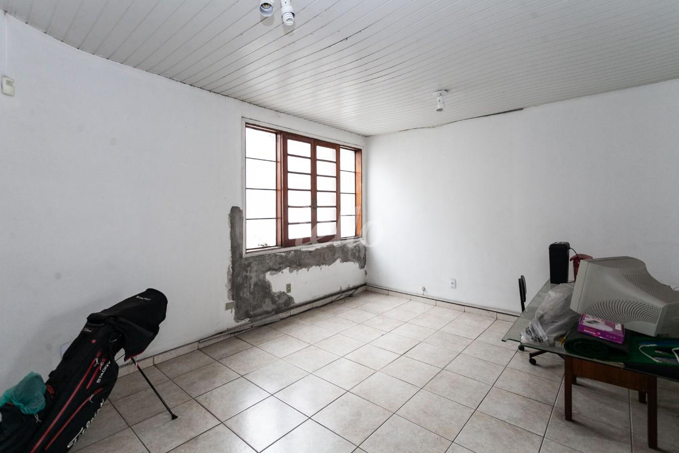 SALA de Sobreloja para alugar, Padrão com 250 m², e 10 vagas em Lot Caminhos de San Conrado - Campinas