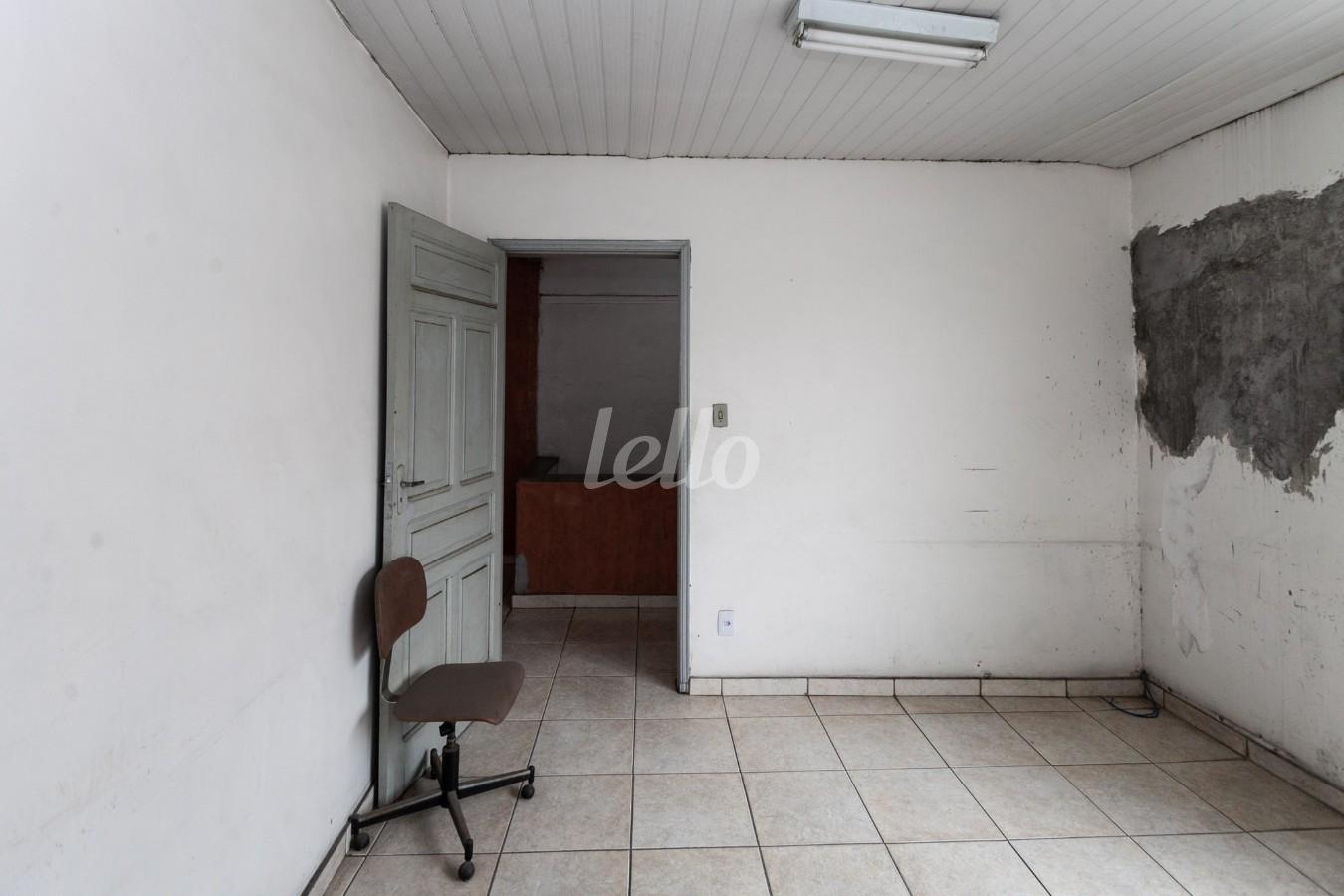 SALA de Sobreloja para alugar, Padrão com 250 m², e 10 vagas em Lot Caminhos de San Conrado - Campinas