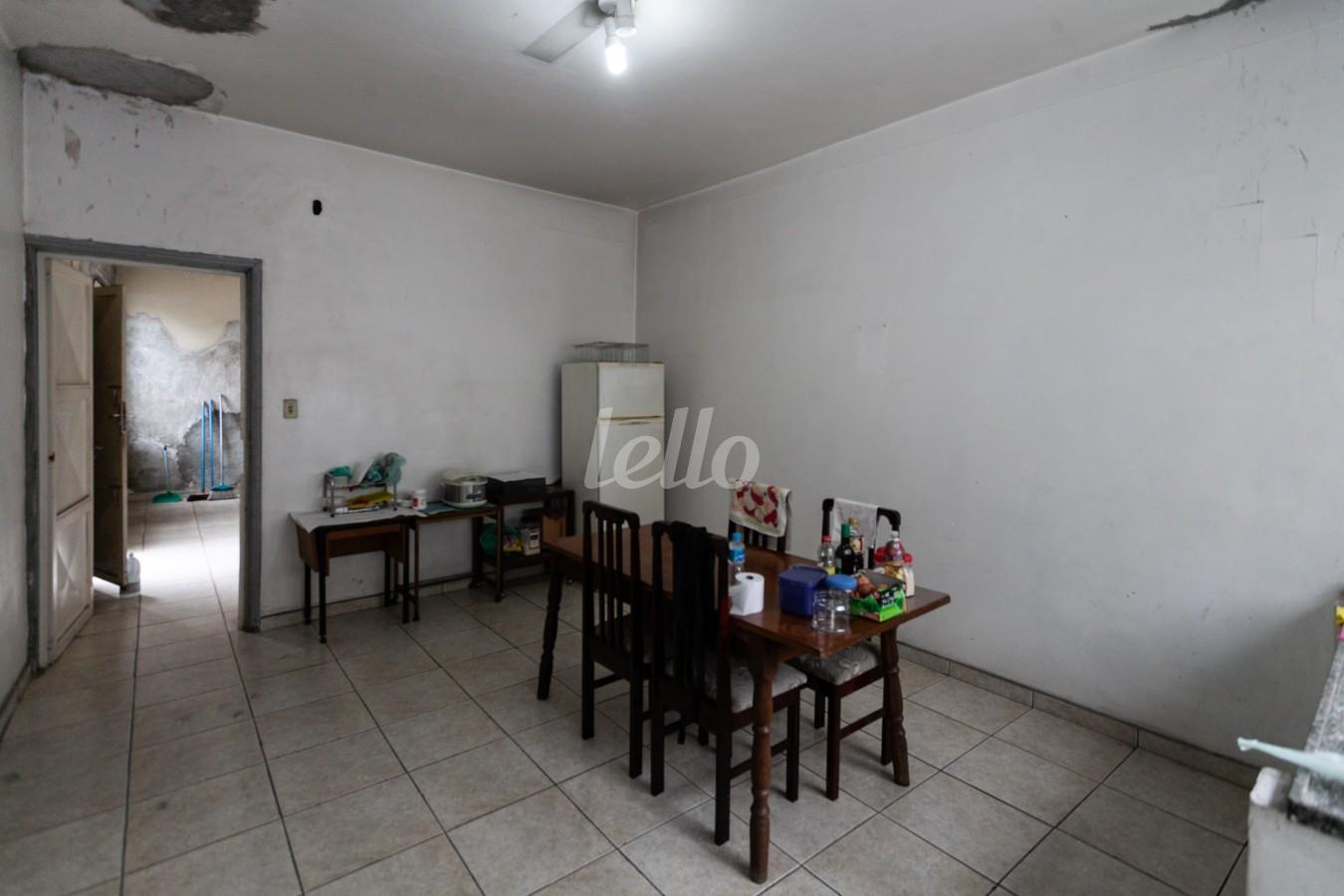 SALA de Sobreloja para alugar, Padrão com 250 m², e 10 vagas em Lot Caminhos de San Conrado - Campinas