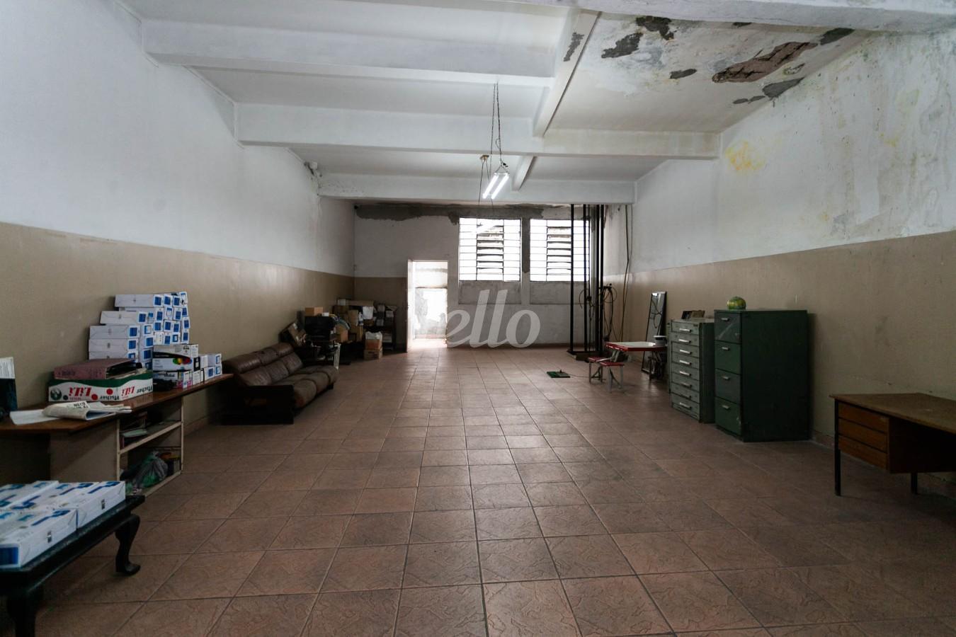 SALA de Loja para alugar, Padrão com 250 m², e 10 vagas em Lot Caminhos de San Conrado - Campinas