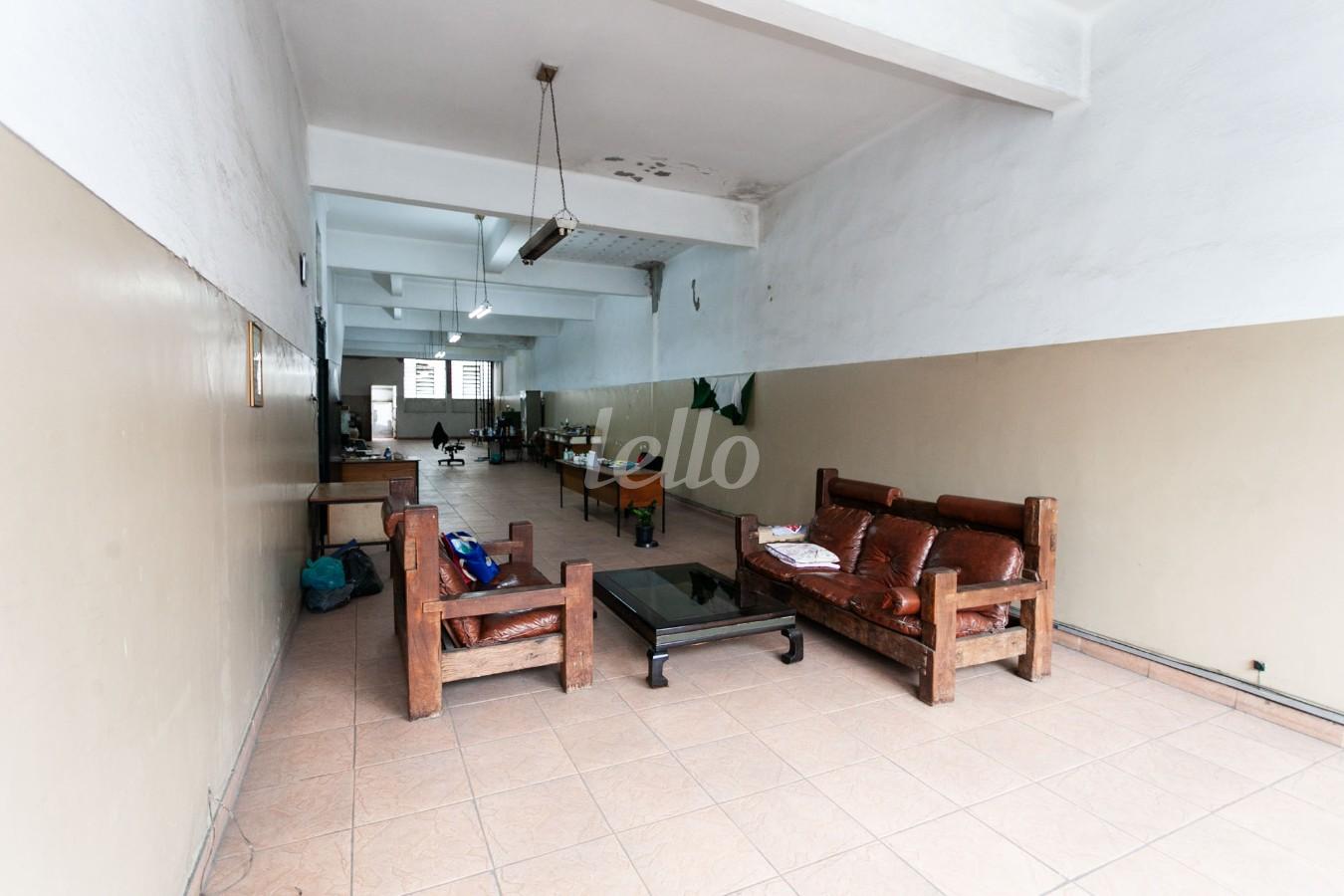 SALA de Loja para alugar, Padrão com 250 m², e 10 vagas em Lot Caminhos de San Conrado - Campinas