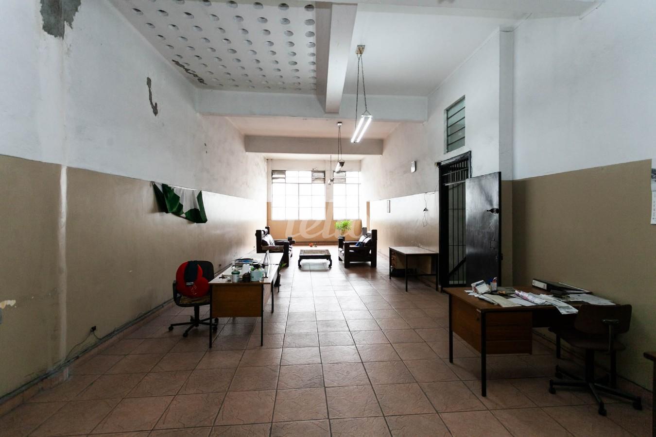 SALA de Loja para alugar, Padrão com 250 m², e 10 vagas em Lot Caminhos de San Conrado - Campinas