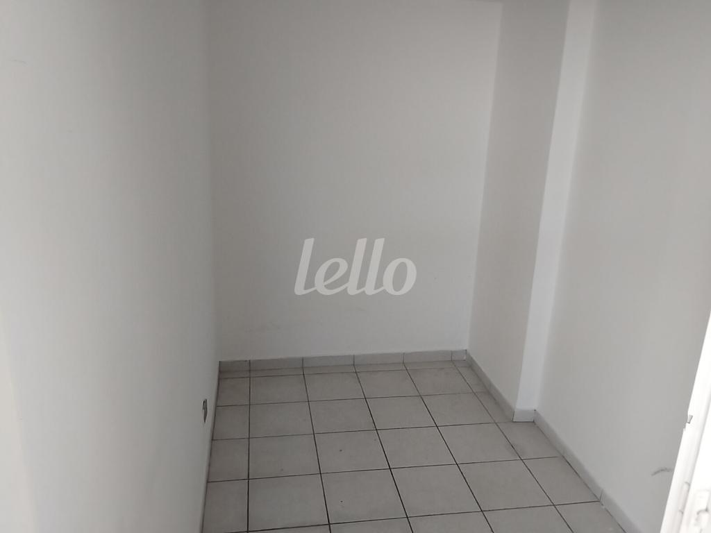 4-QUARTO EMPREGADA-001.JPG de Apartamento para alugar, Padrão com 70 m², 2 quartos e 1 vaga em Mandaqui - São Paulo