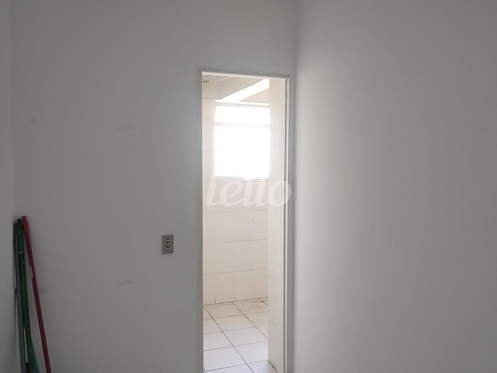 4-QUARTO EMPREGADA-002.JPG de Apartamento para alugar, Padrão com 70 m², 2 quartos e 1 vaga em Mandaqui - São Paulo