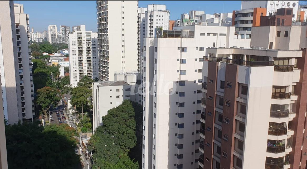 VISTA de Apartamento à venda, Padrão com 60 m², 2 quartos e 1 vaga em Indianópolis - São Paulo