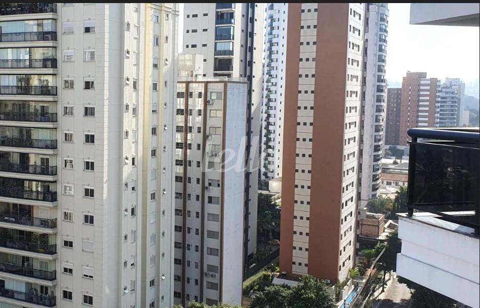 VISTA de Apartamento à venda, Padrão com 60 m², 2 quartos e 1 vaga em Indianópolis - São Paulo