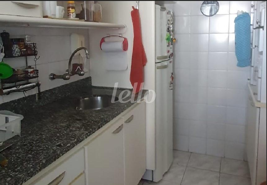 COZINHA de Apartamento à venda, Padrão com 60 m², 2 quartos e 1 vaga em Indianópolis - São Paulo