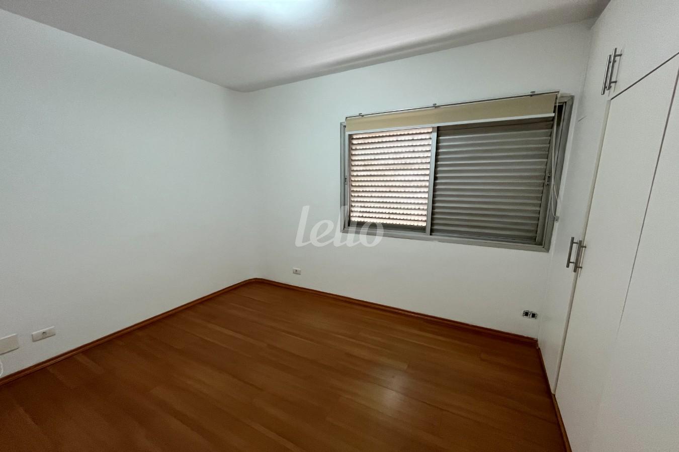 DORMITORIO 2 de Apartamento para alugar, Padrão com 130 m², 4 quartos e em Vila Suzana - São Paulo