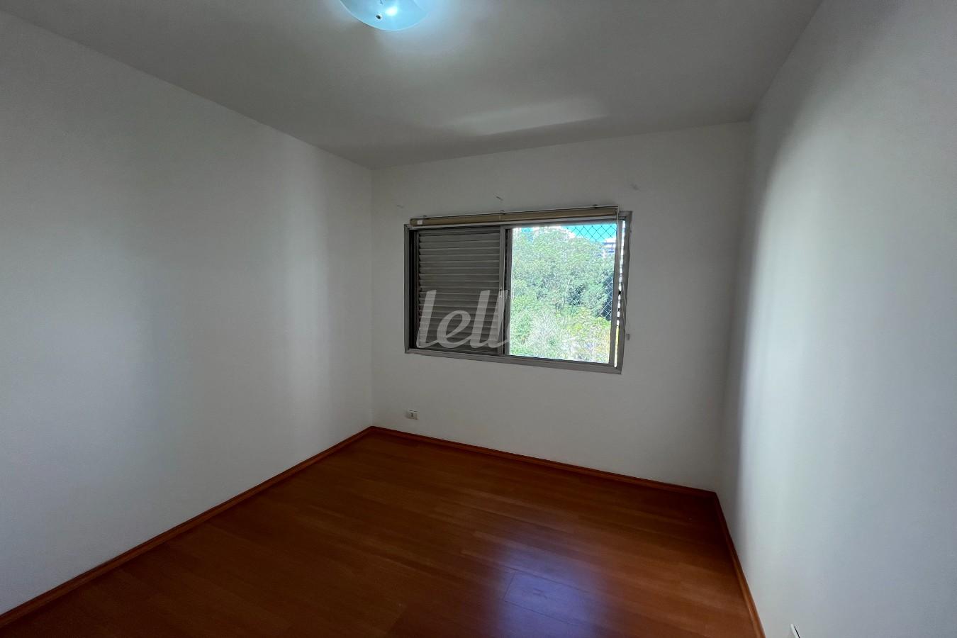 DORMITORIO 4 de Apartamento para alugar, Padrão com 130 m², 4 quartos e em Vila Suzana - São Paulo