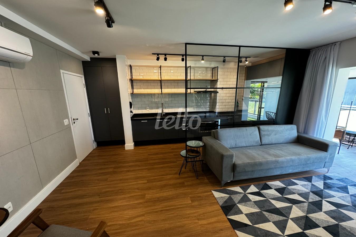 STUDIO de Apartamento para alugar, Padrão com 77 m², 1 quarto e 2 vagas em Chácara Santo Antônio - São Paulo