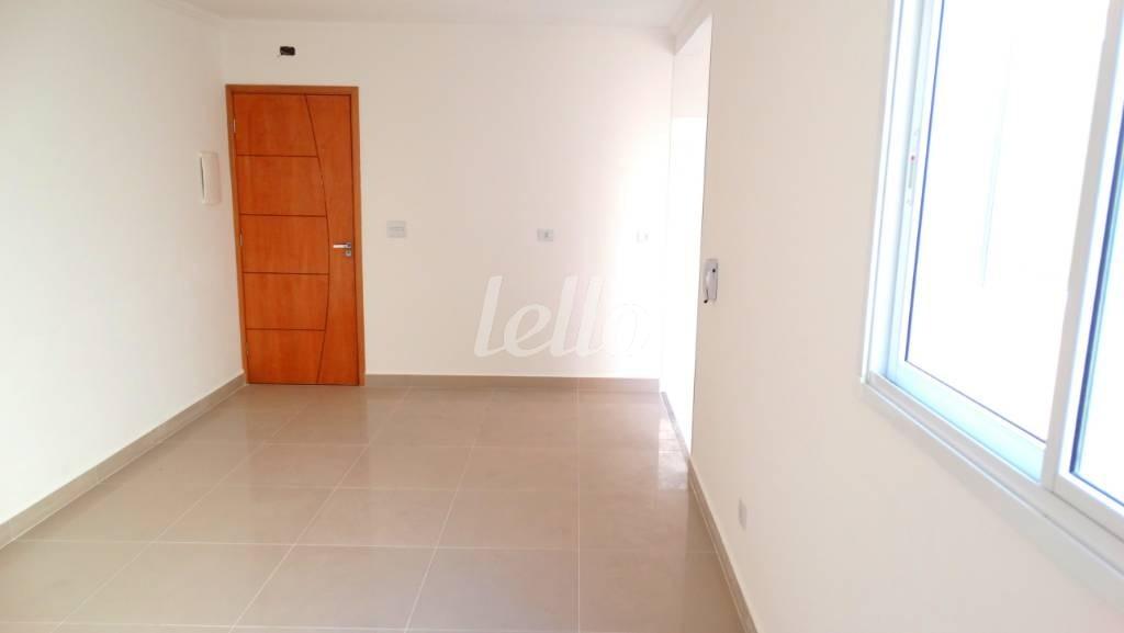 SALA de Apartamento à venda, Padrão com 61 m², 2 quartos e 2 vagas em Vila Valparaíso - Santo André