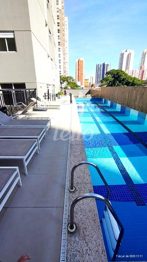 CONDOMINIO PISCINA