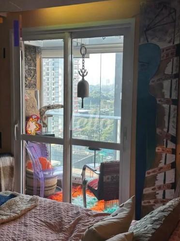 DORMITÓRIO de Apartamento à venda, Padrão com 47 m², 1 quarto e em Indianópolis - São Paulo