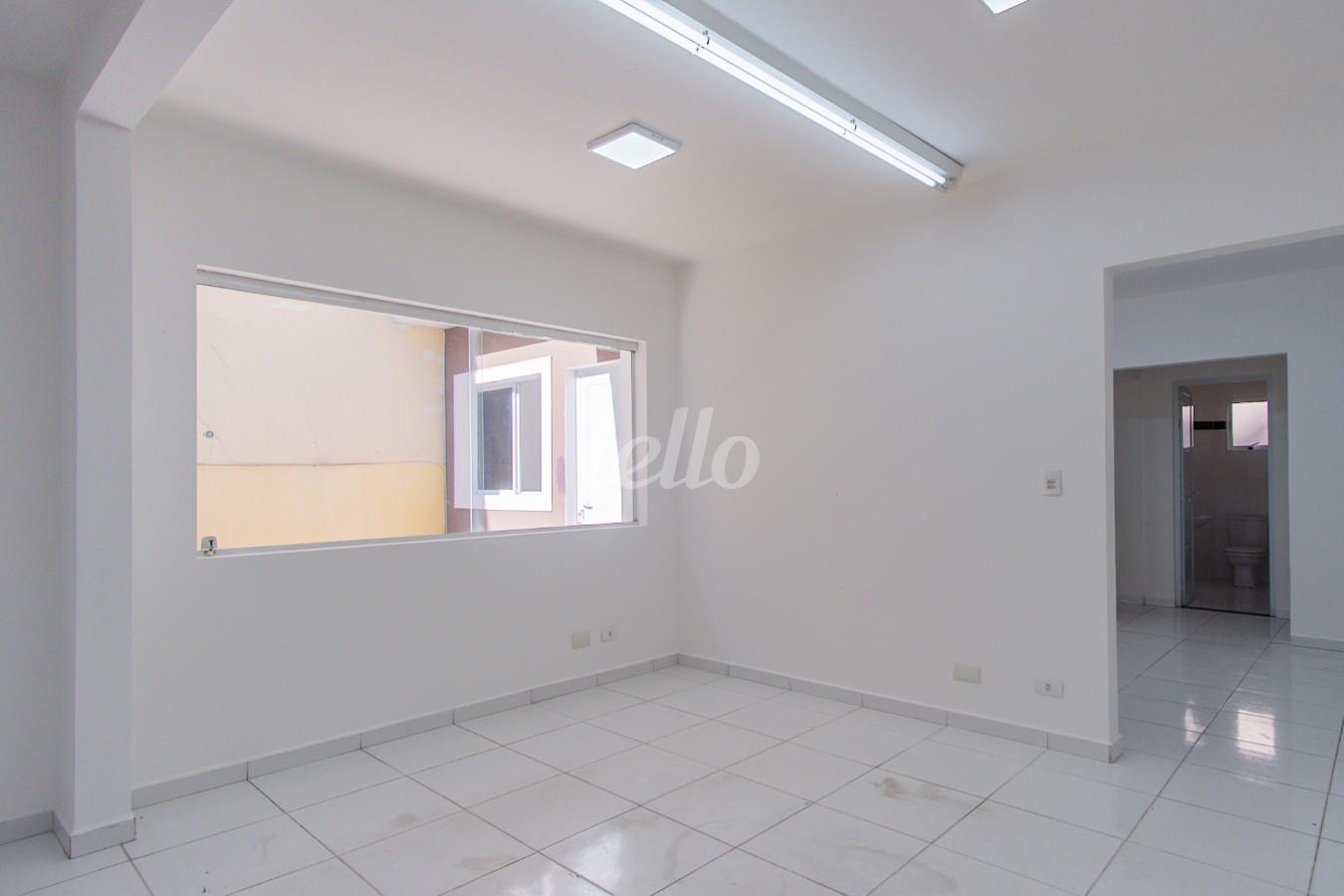 03SALA_002 de Casa para alugar, térrea com 70 m², e em Água Fria - São Paulo