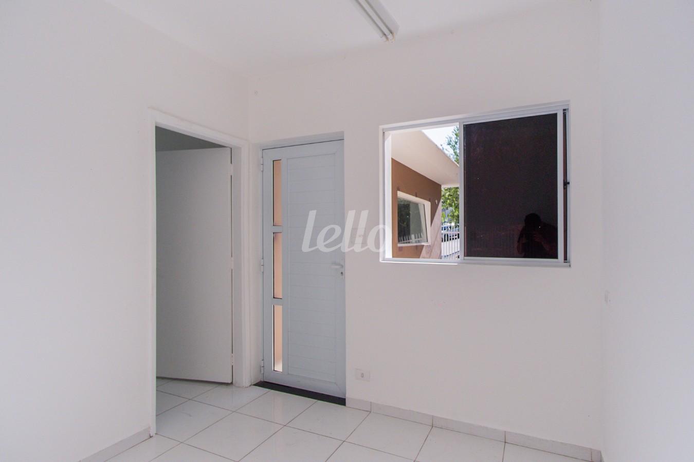 02SALA-DE-ENTRADA_001 de Casa para alugar, térrea com 70 m², e em Água Fria - São Paulo