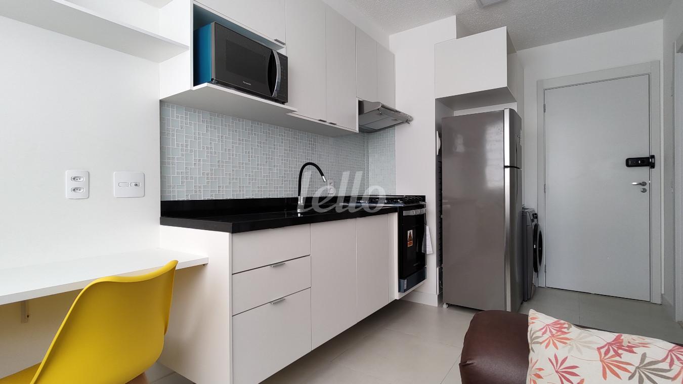 SALA INTEGRADA A COZINHA' de Apartamento para alugar, Padrão com 24 m², 1 quarto e em Vila Prudente - São Paulo