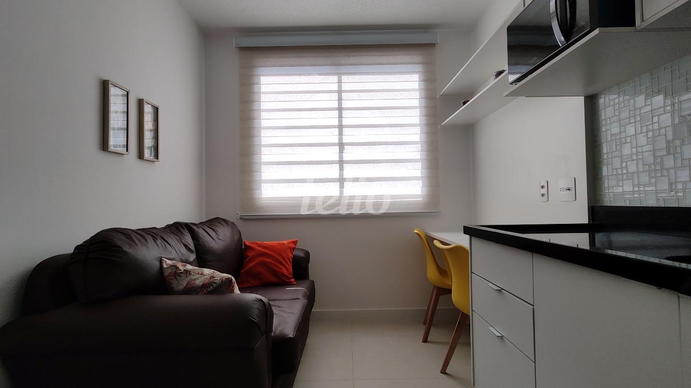 SALA INTEGRADA A COZINHA de Apartamento para alugar, Padrão com 24 m², 1 quarto e em Vila Prudente - São Paulo