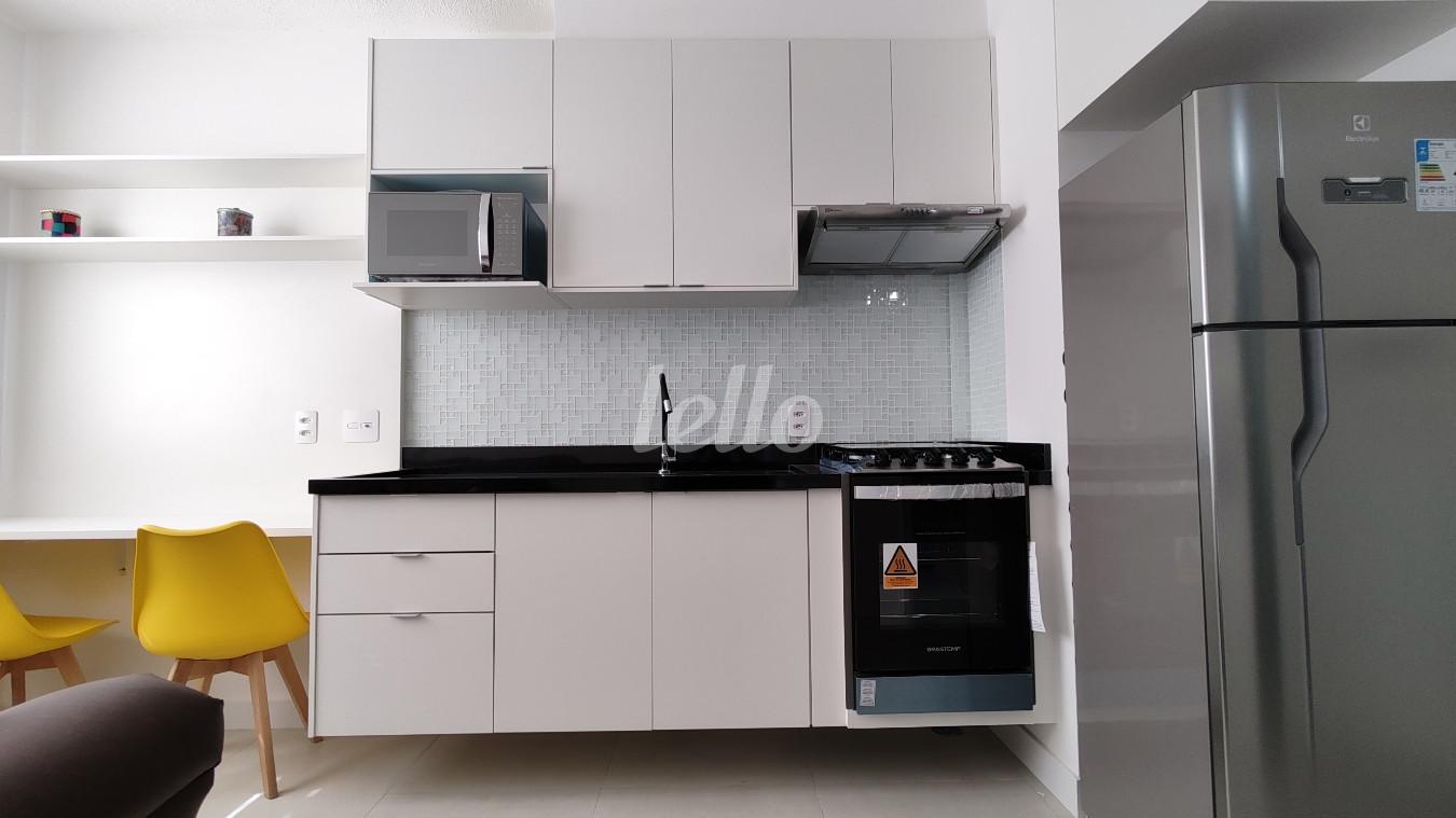 SALA INTEGRADA A COZINHA de Apartamento para alugar, Padrão com 24 m², 1 quarto e em Vila Prudente - São Paulo