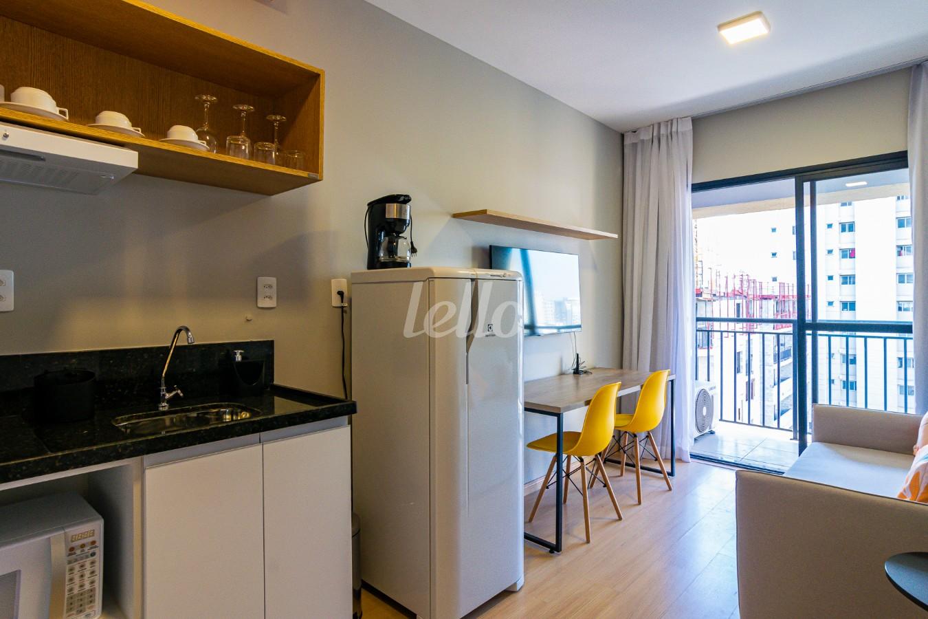 COZINHA de Apartamento à venda, Padrão com 32 m², 1 quarto e em Vila Pompeia - São Paulo