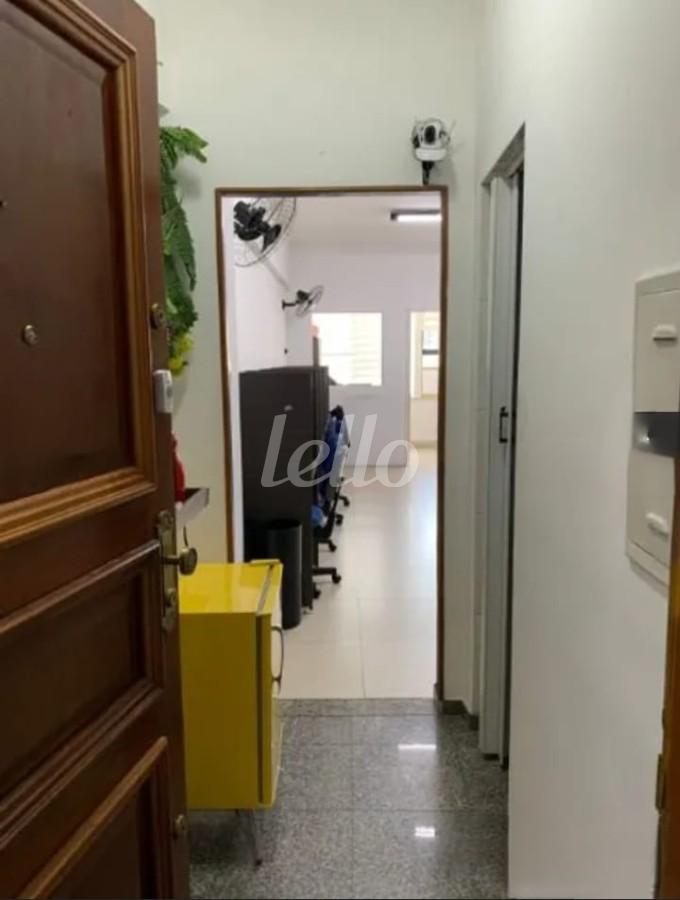 ACESSSO de Sala / Conjunto à venda, Padrão com 47 m², e em República - São Paulo