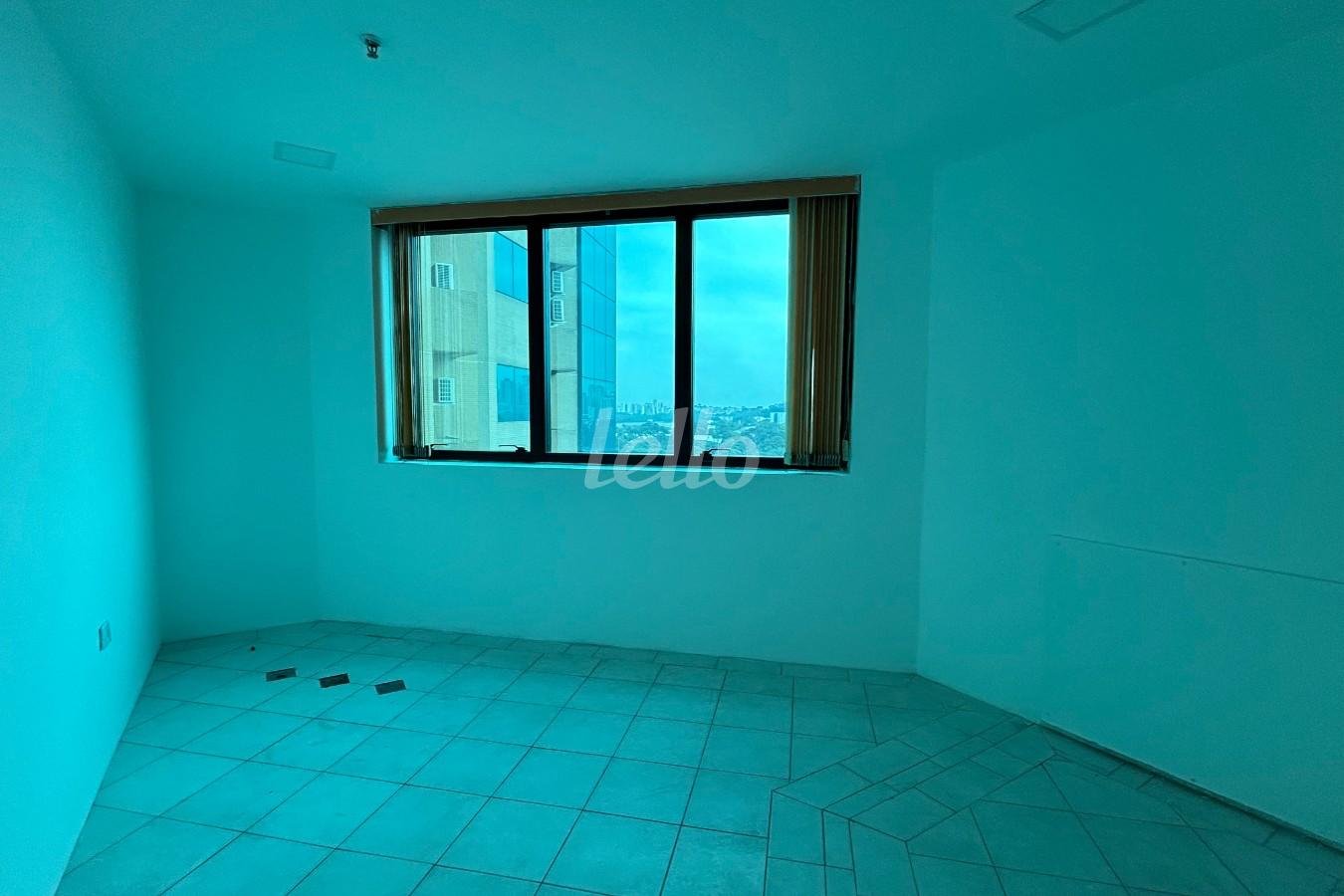 SALA de Sala / Conjunto à venda, Padrão com 44 m², e 1 vaga em Santana - São Paulo