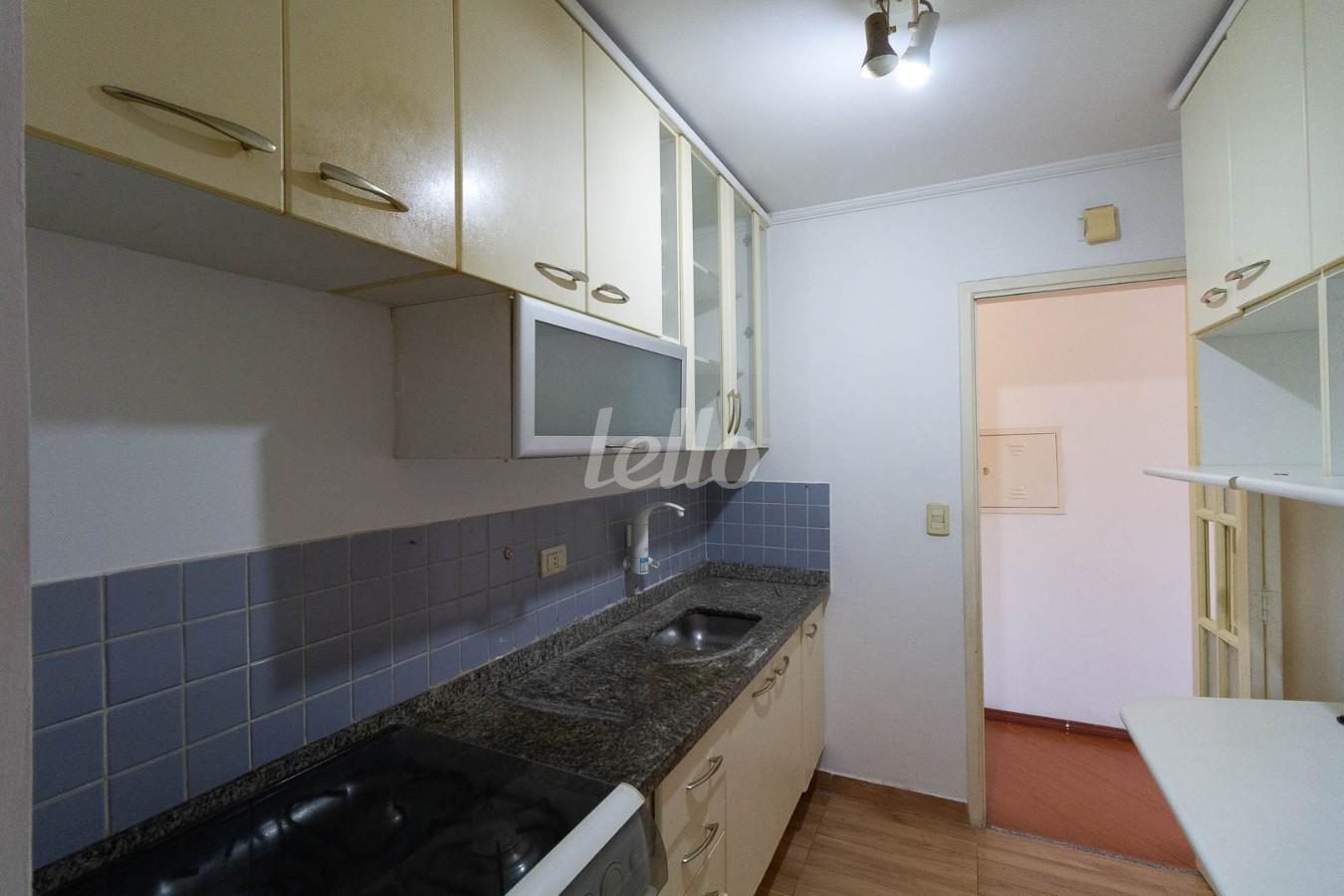 COZINHA de Apartamento à venda, Padrão com 68 m², 3 quartos e 2 vagas em Vila Aurora - São Paulo