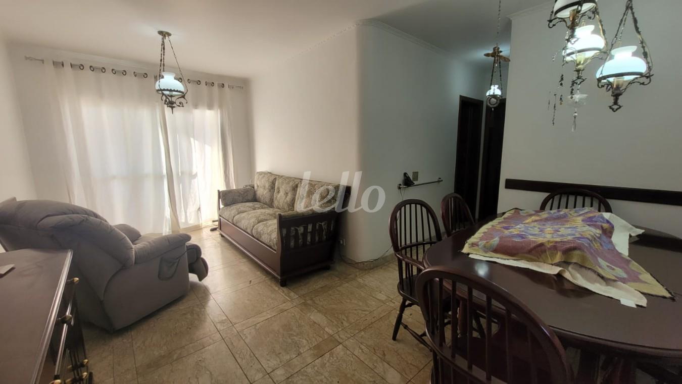 SALA de Apartamento à venda, Padrão com 76 m², 2 quartos e 1 vaga em Vila Santa Clara - São Paulo