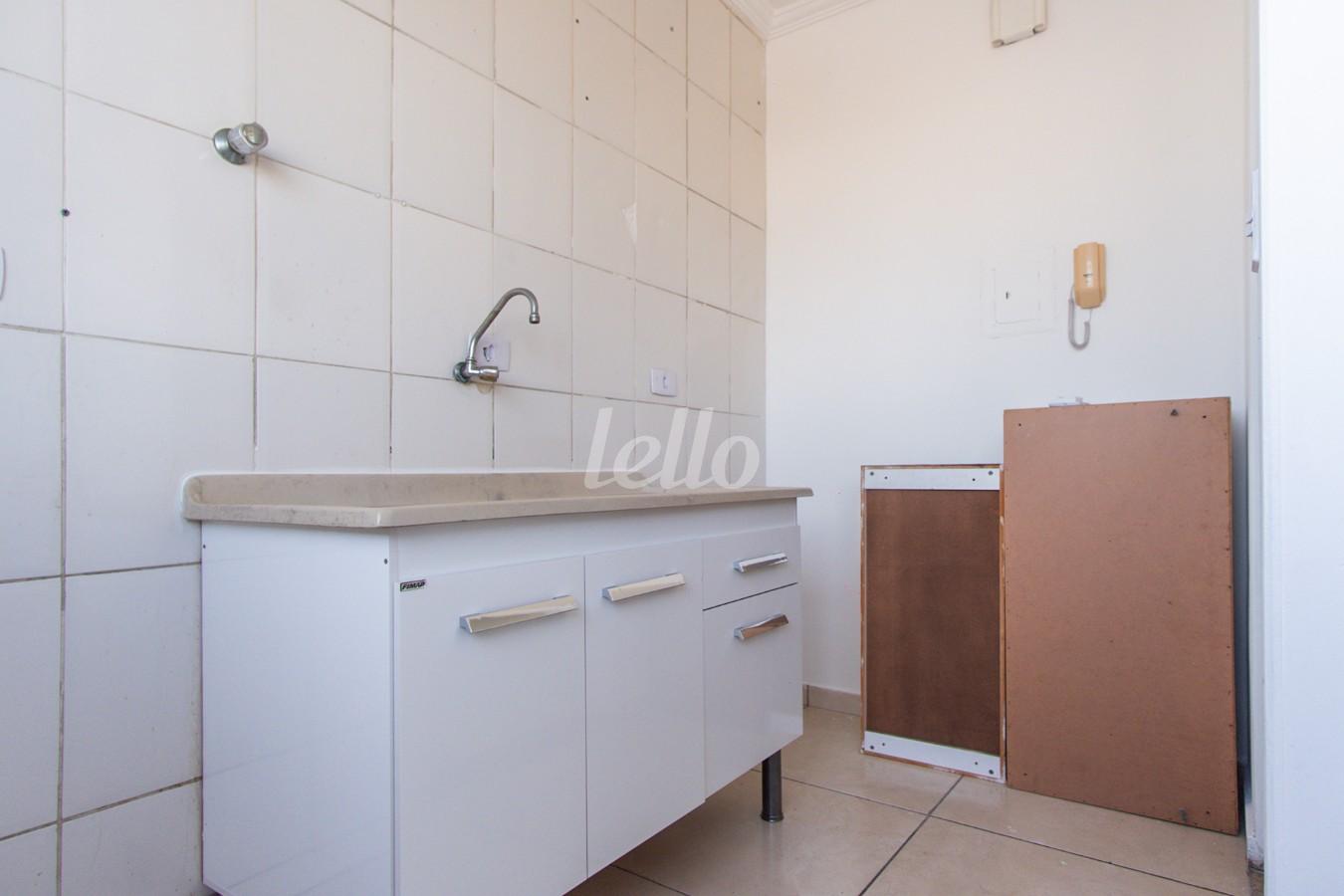 08COZINHA_003 de Apartamento para alugar, Padrão com 50 m², 2 quartos e 1 vaga em Cangaiba - São Paulo