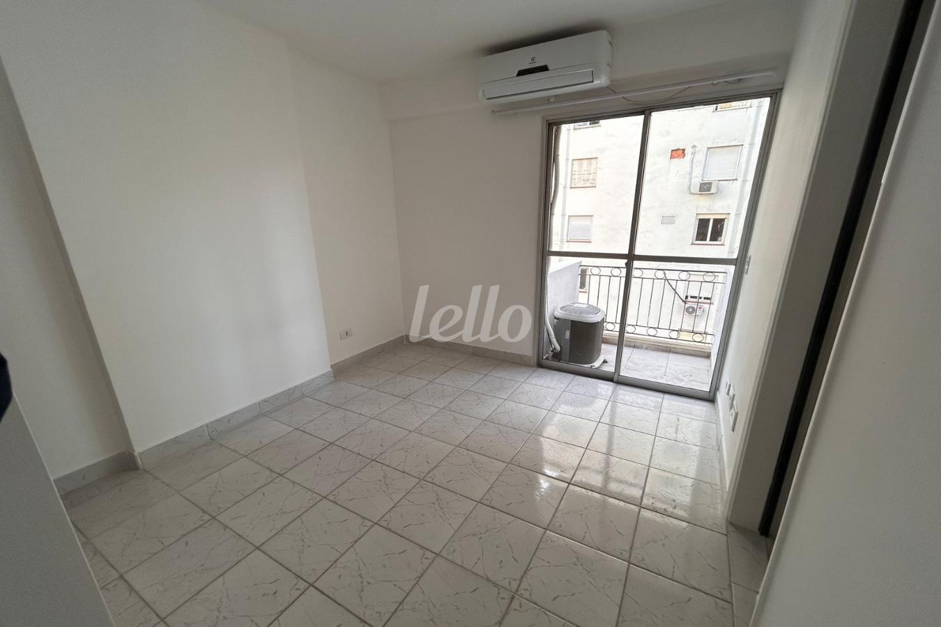 SALA de Apartamento à venda, Padrão com 35 m², 1 quarto e 1 vaga em Jardim Paulista - São Paulo