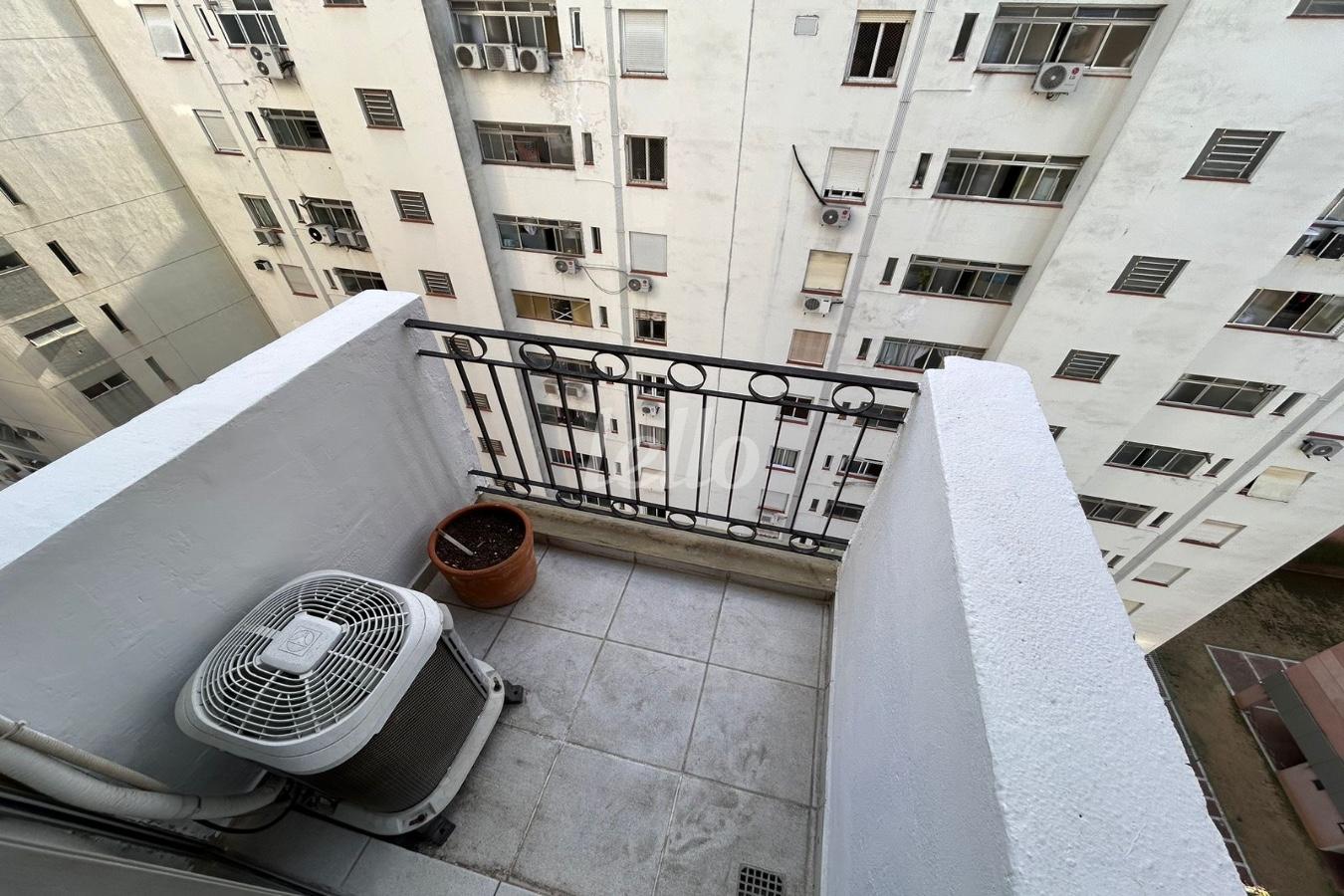 SACADA de Apartamento à venda, Padrão com 35 m², 1 quarto e 1 vaga em Jardim Paulista - São Paulo