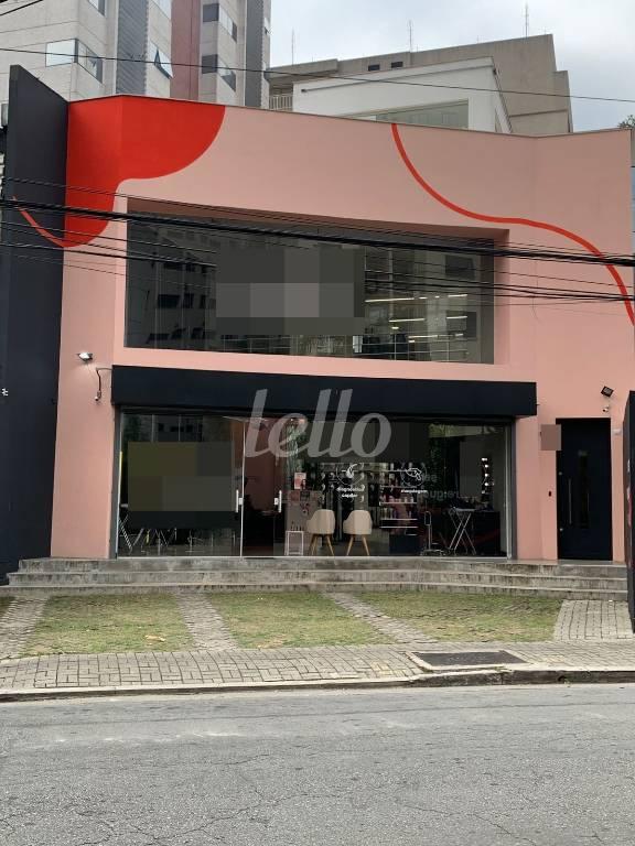 FACHADA de Prédio Comercial para alugar, Monousuário com 700 m², e 5 vagas em Vila Olímpia - São Paulo