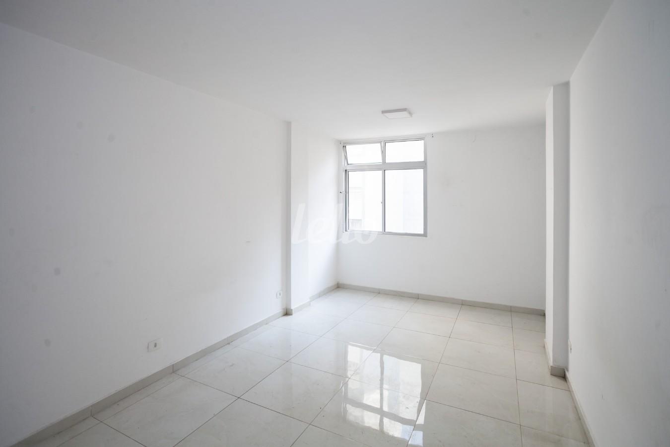 SALA de Apartamento para alugar, Padrão com 32 m², e em Vila Buarque - São Paulo