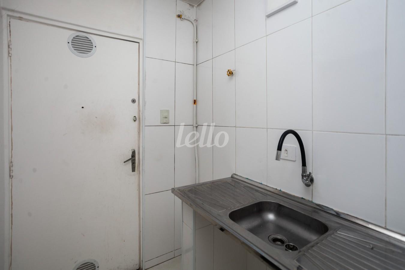 COZINHA de Apartamento para alugar, Padrão com 32 m², e em Vila Buarque - São Paulo